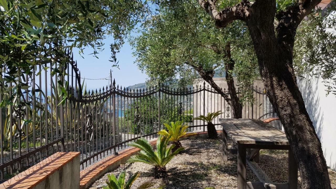 Вілла Piccola Casa Con Giardino Санремо Екстер'єр фото